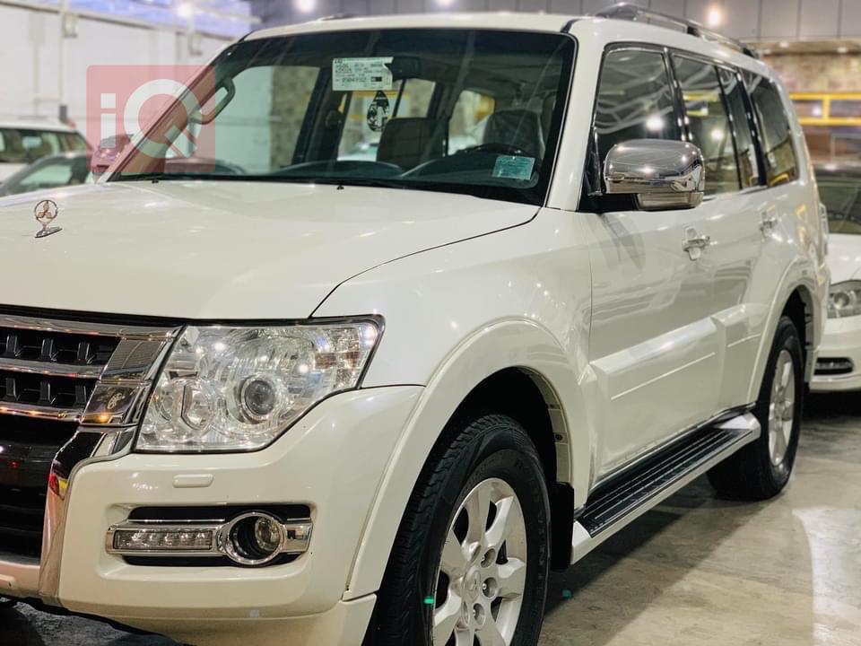 ميتسوبيشي باجيرو